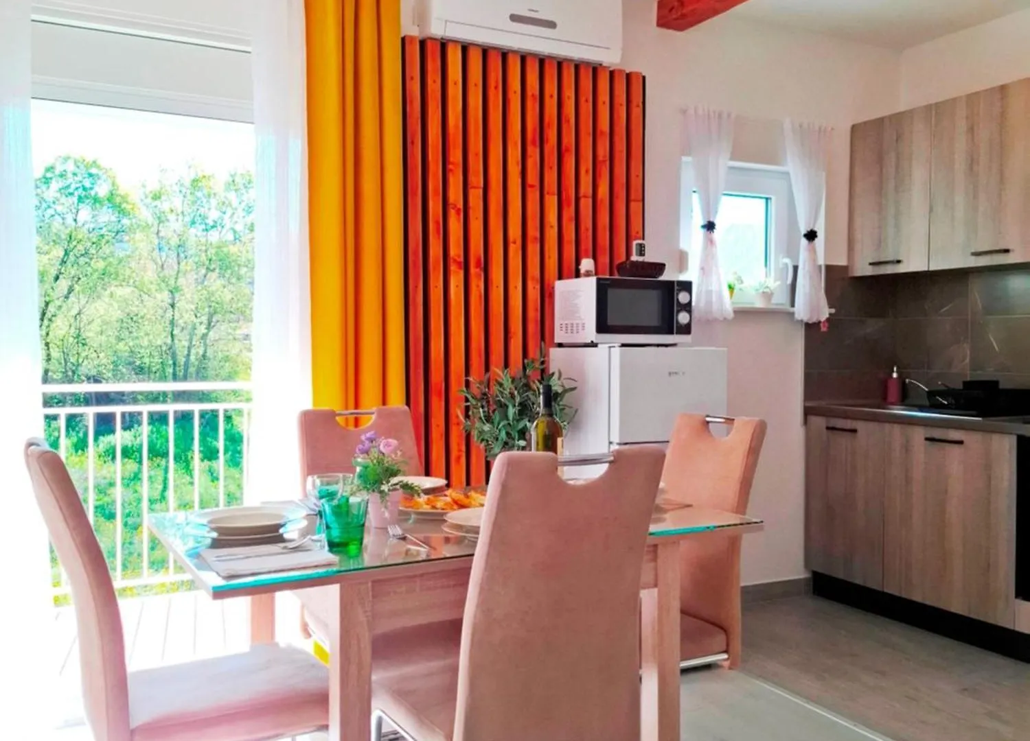 Apartments Mina 0*, Malinska Croatia