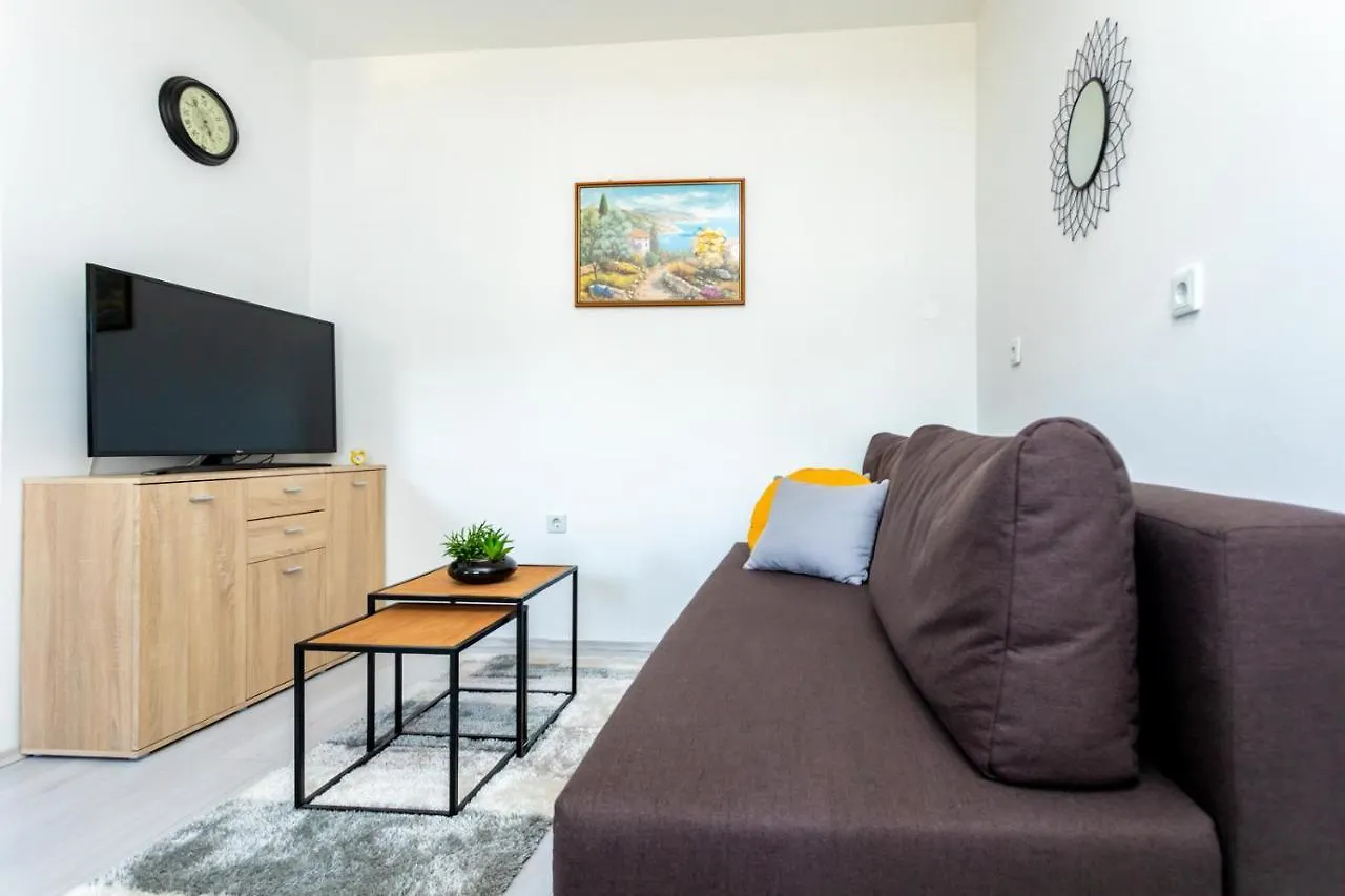 Apartments Mina Malinska Croatia